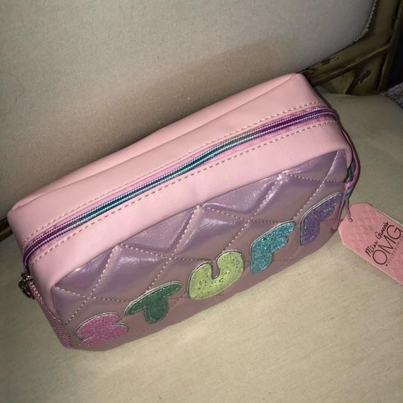 ✨NWT✨ Miss Gwen’s OMG Accessories STUFF Iridescent Appliqué Pink Cosmetic Pouch - Picture 3 of 6